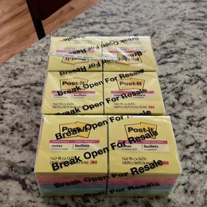 Bundle of new post it notes. NEW